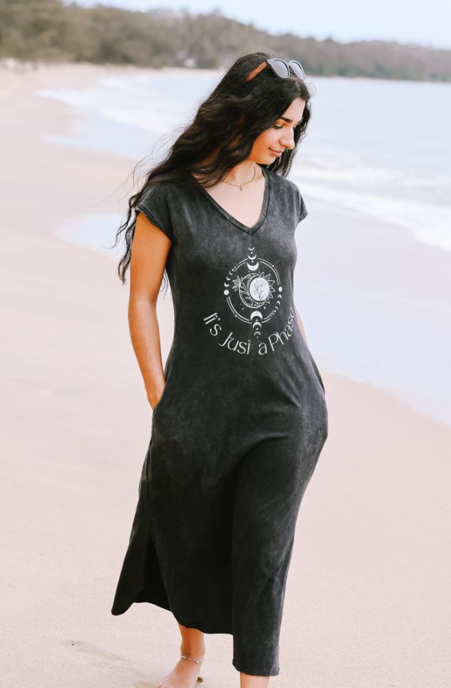 Phase Tee Dress Charcoal Stretch Knit Silver Emblem Bohemian Summer Style Tshirt Dress Tonketti Phase Tee Dress Charcoal Stretch Knit Silver Emblem Bohemian Summer Style Tshirt Dress Tonketti