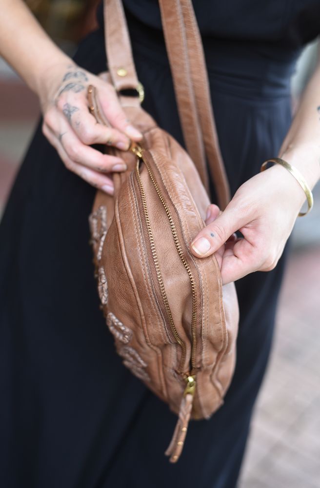 Carerra Zip Round Bag