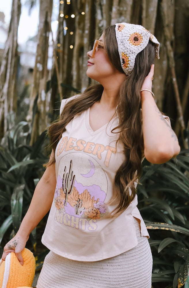 Cream Desert Night Tee, Side Slits