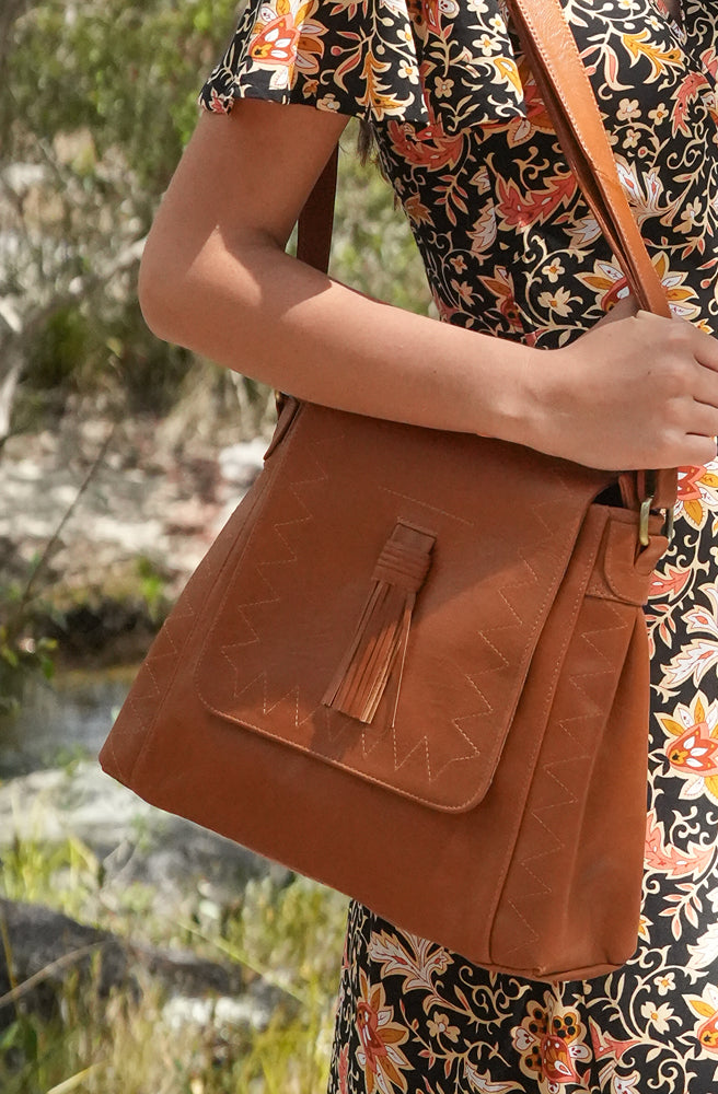 Dusk Shoulder Bag, Close up detailed with Flap Closure