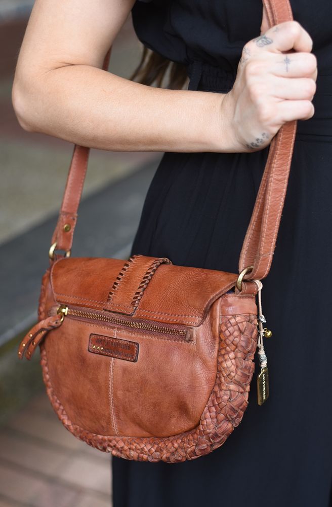 Gabby Shoulder Bag Tan, Retro Boho Women’s Shoulder Bag