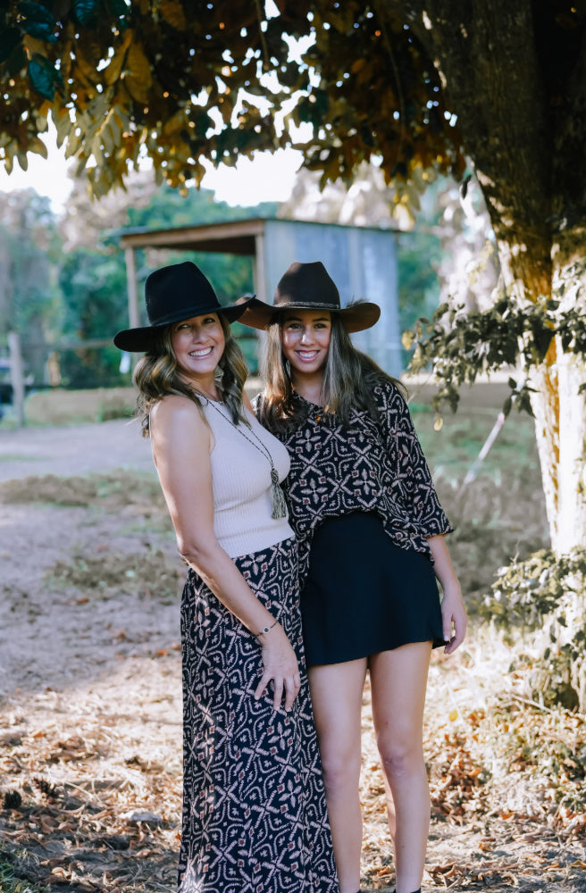 Midnight Tapestry Cher Pants