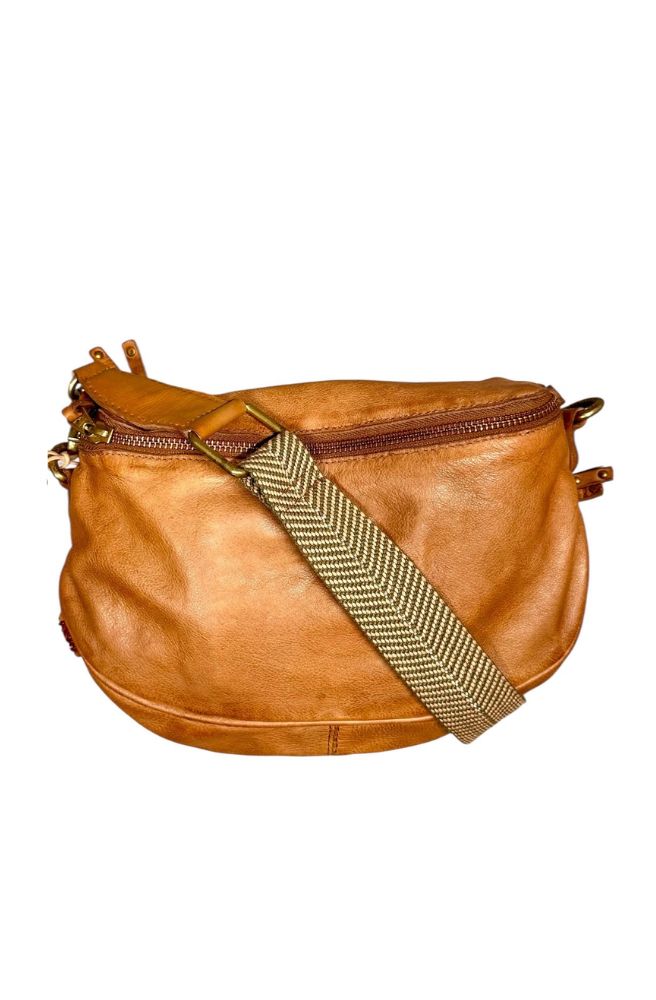 Teddy Bag - Camel, in close up detailed view