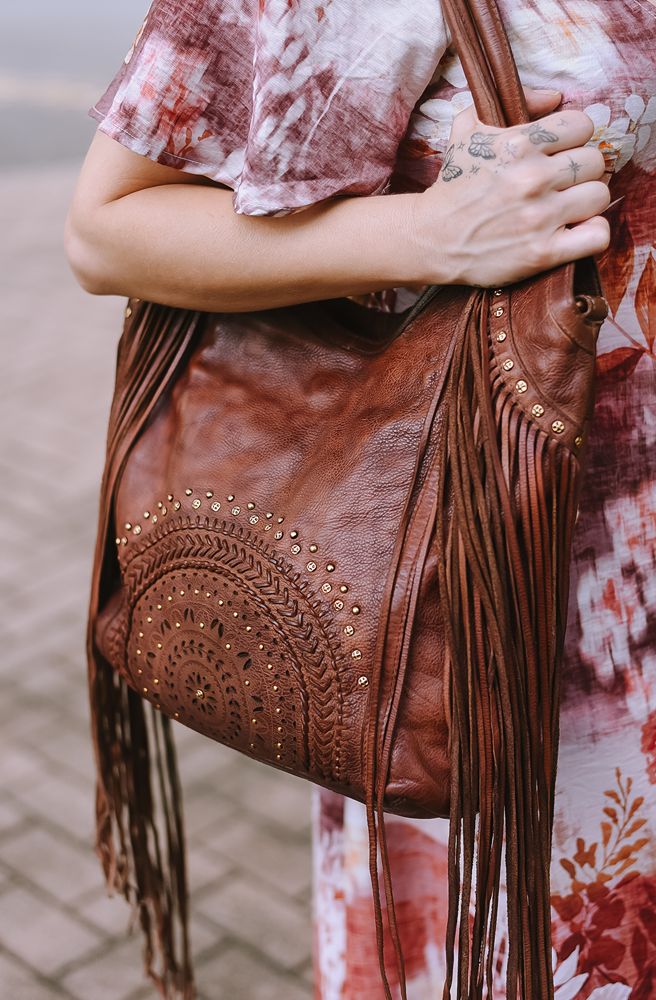 Wilder Tassel Tote Oak