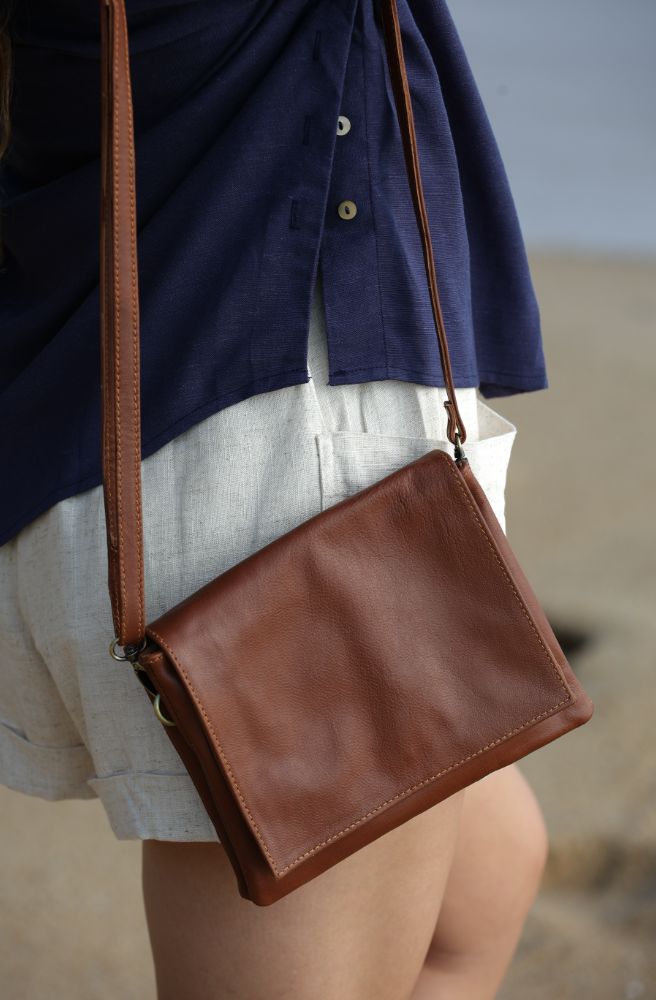 brown boho leather hand bag compact
