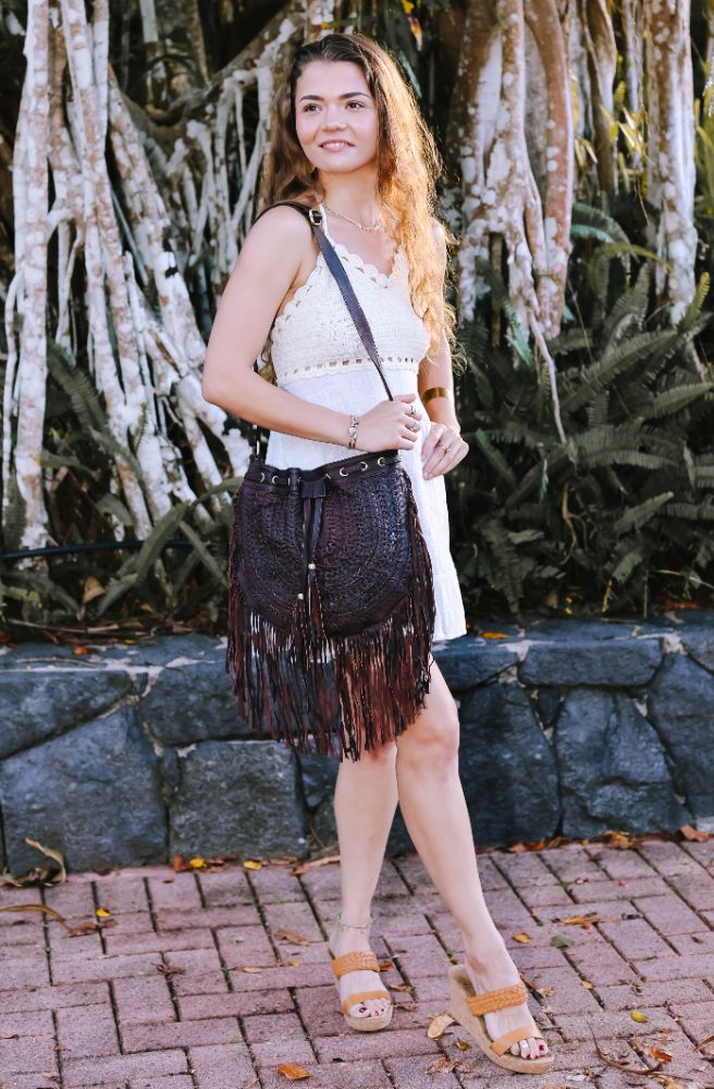 Brown vintage boho leather fringe bag