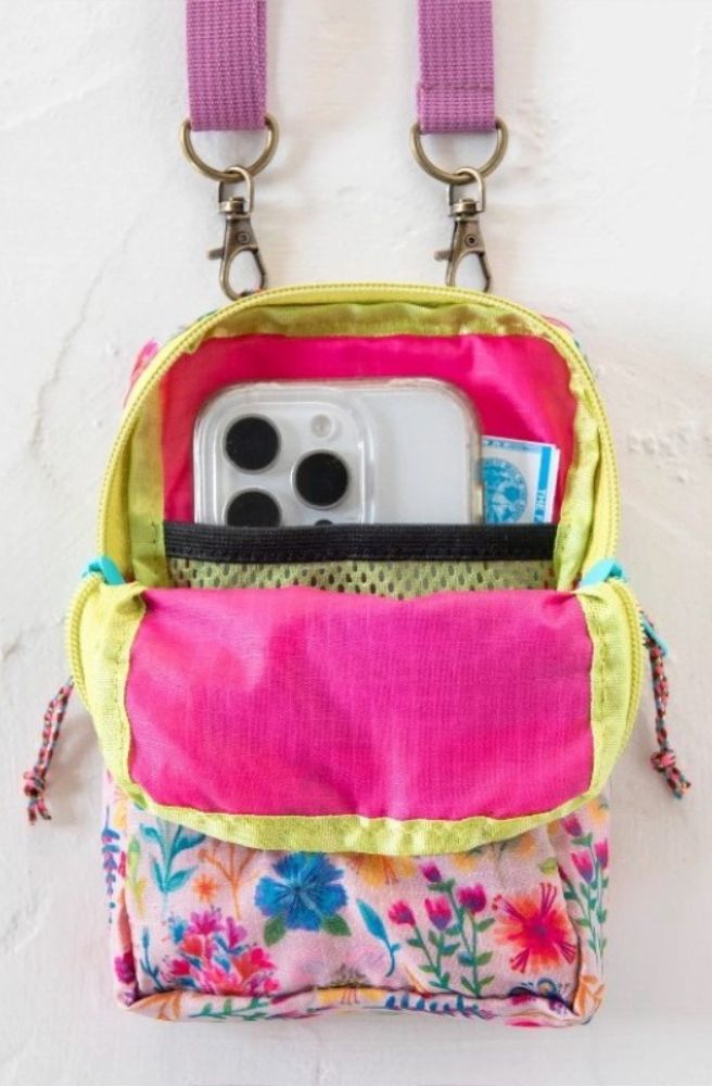 8 in 1 Pocket Crossbody Rainbow Garden