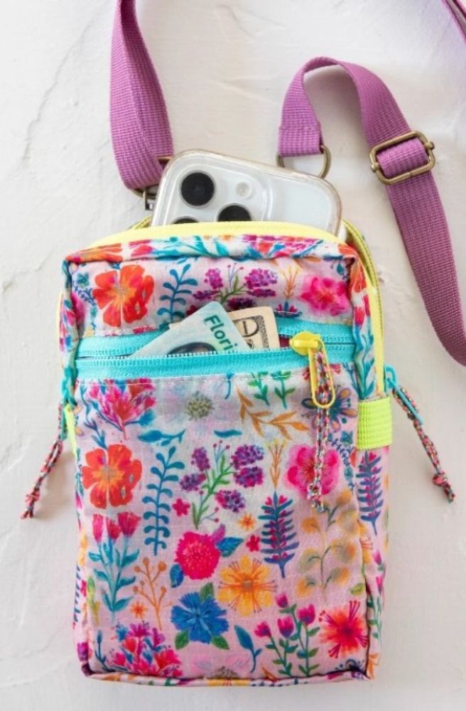 8 in 1 Pocket Crossbody Rainbow Garden