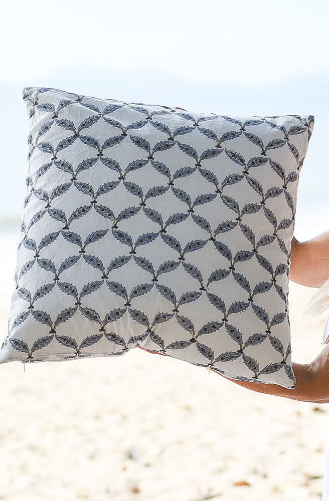 Cushion Quilted Layla, Rear View Block Print