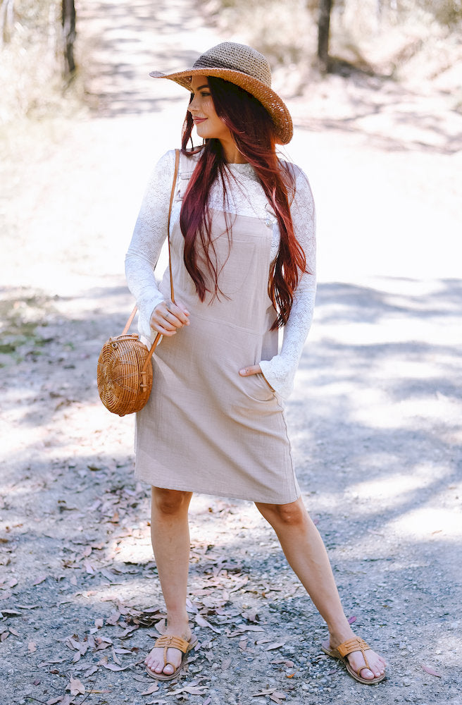 Gypsy Thread Pinafore Mid Short Cream