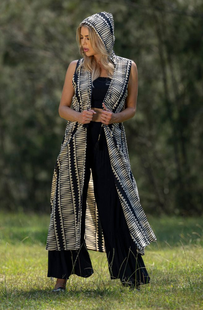 Hemi Hood Kimono, Women's Boho Resort Style Sleeveless Kimono