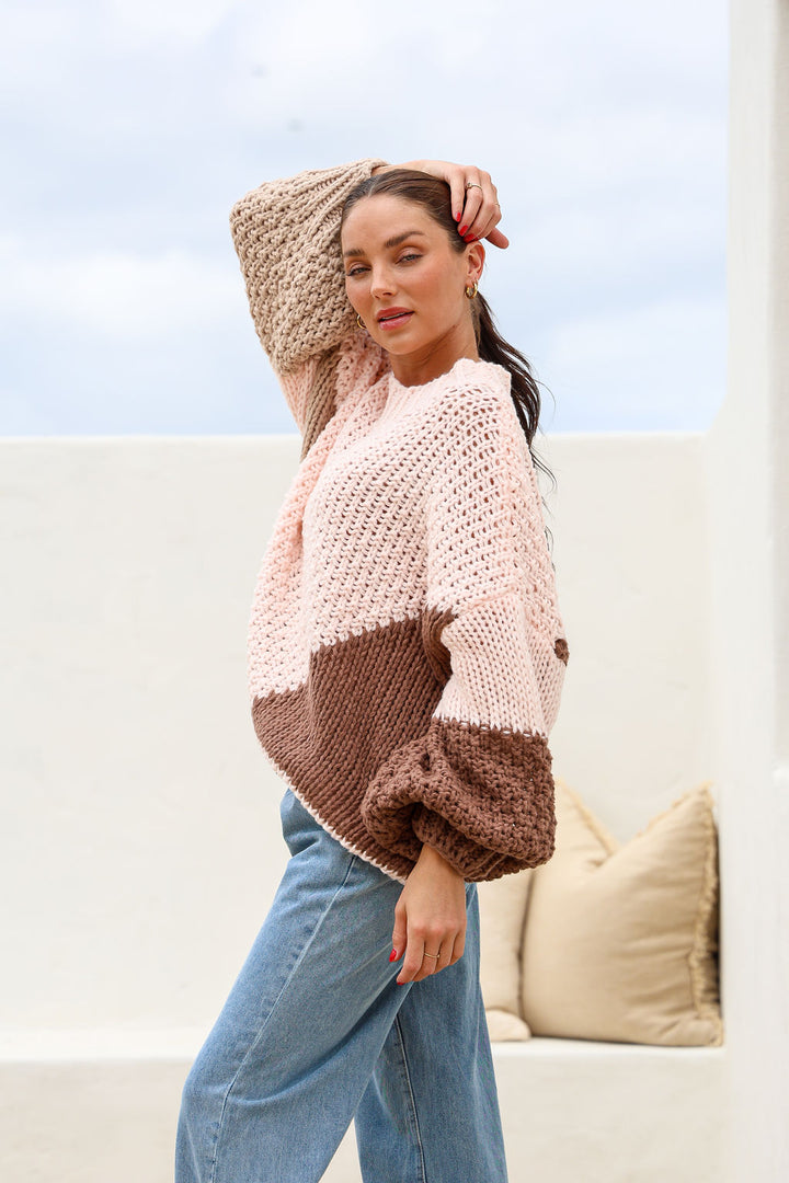 Getaway Knit Blush Beige Choc, Side View