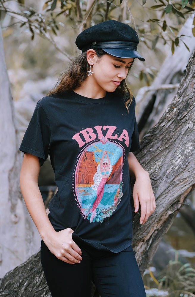 Ibiza Vintage Tee Black, Boho Graphic Tee with Vintage Print