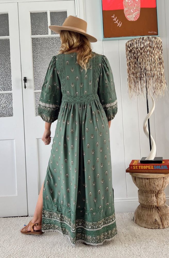 Jaase Viridian Print Meadow Maxi, Rear View Lace Trim Detailing