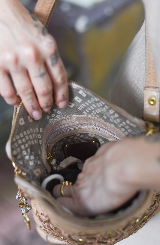 Kali Crossbody