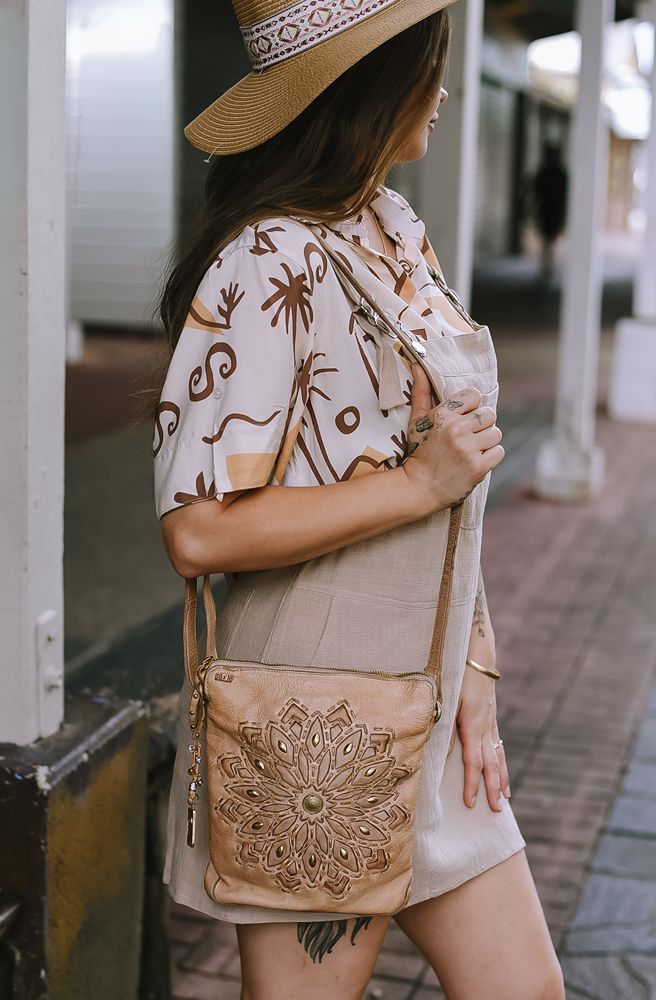 Kali Crossbody