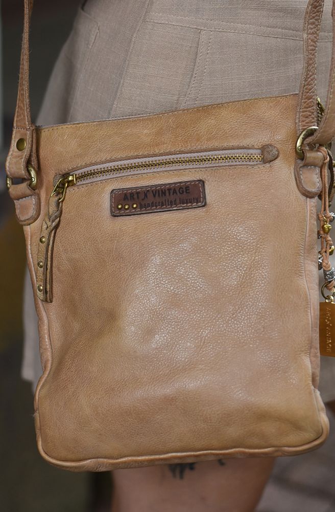 Kali Crossbody