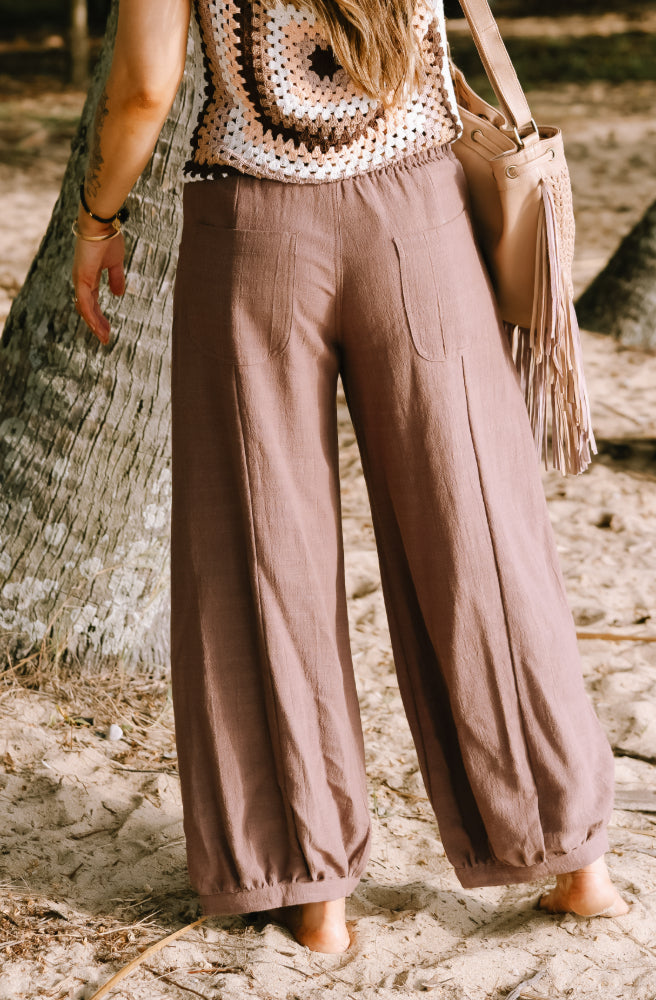 Kesh Pants Mocha, Front and Back Pockets