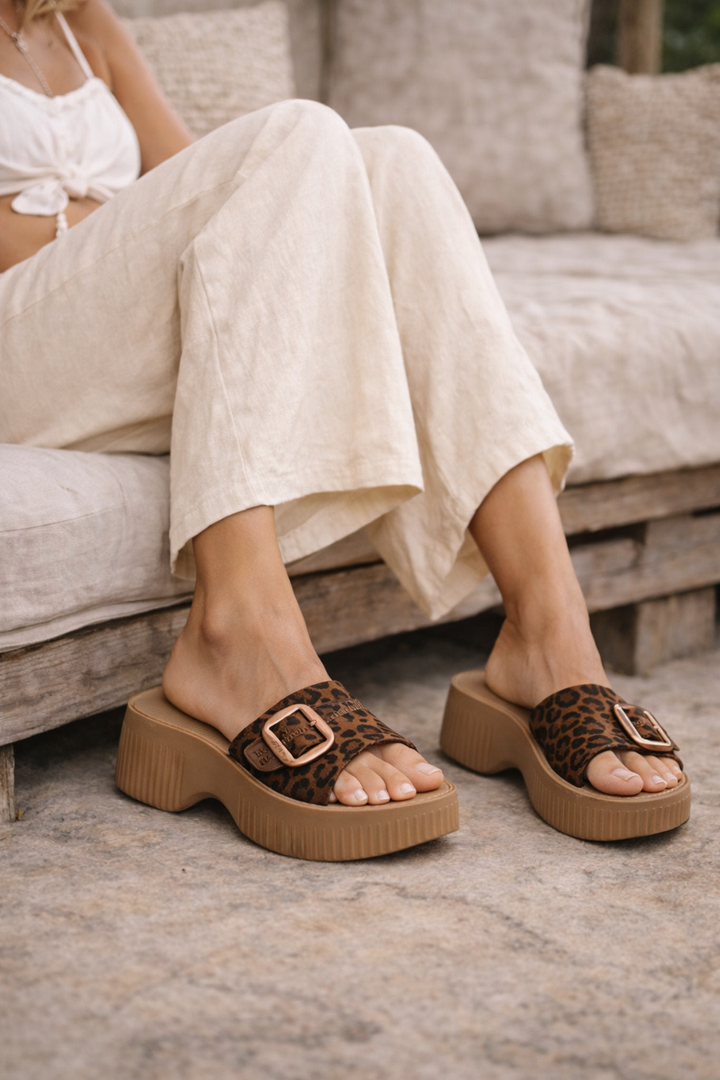 Fantasy Sandals Beatrice Brown Leopard