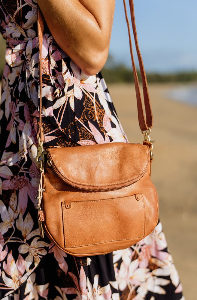 Livia Crossbody Bag, Womens Leather Bag Removable Straps