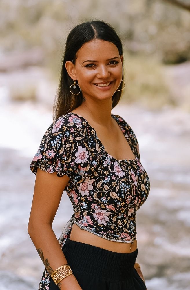 Midnight Essence Lauren Top, Women's oho Style Floral Cropped Top