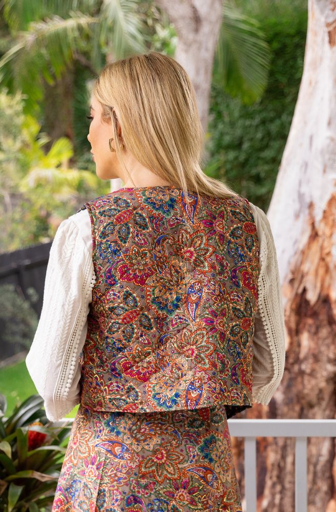 Shasha Reversible Waistcoat, Rear View Showing Quilted Finish