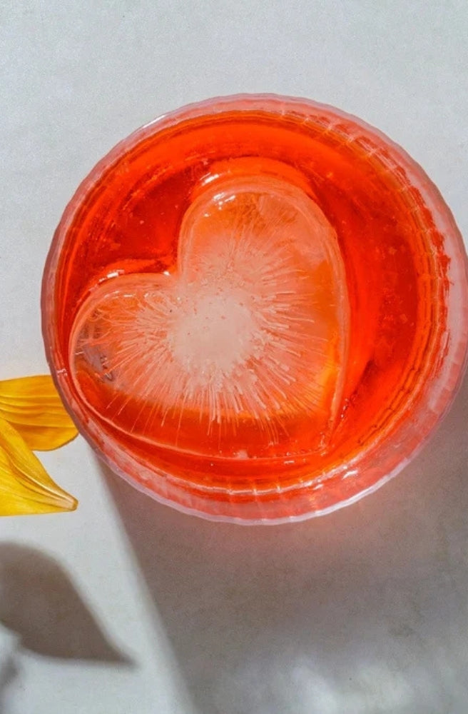 DrinksPlinks Big Heart Pink novelty ice mould for drinks and celebrations