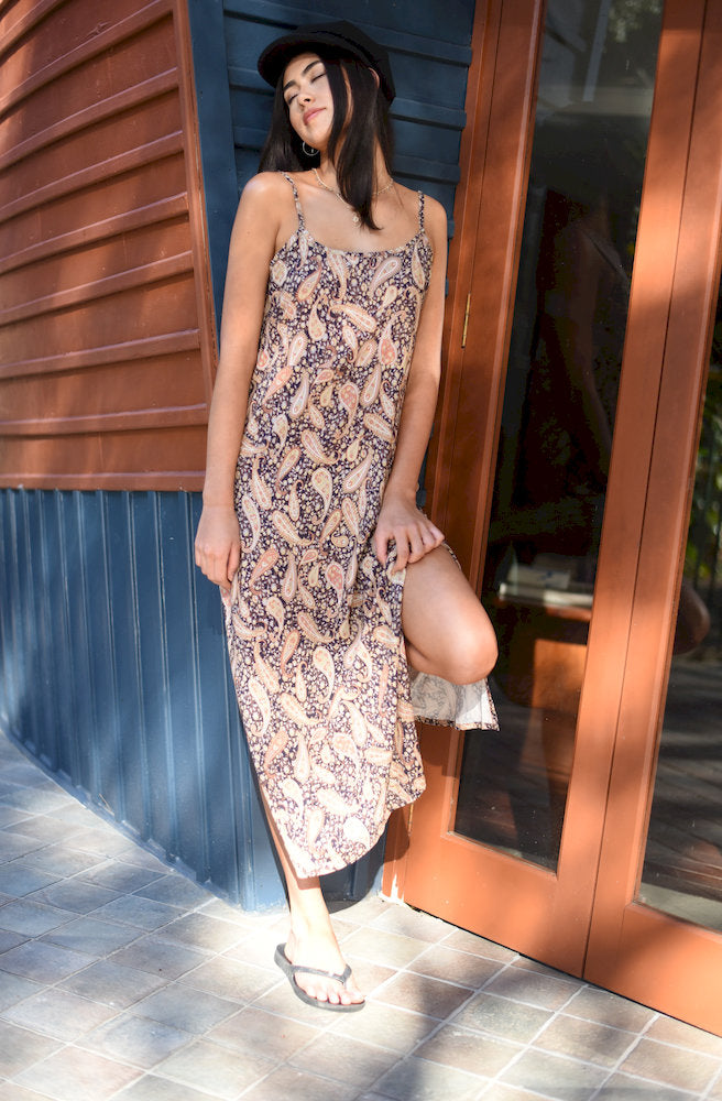 Women's Dusk Paisley Dune Dress in a lightweight super rayon fabric with side splits, adjustable back tie and effortless boho styling.