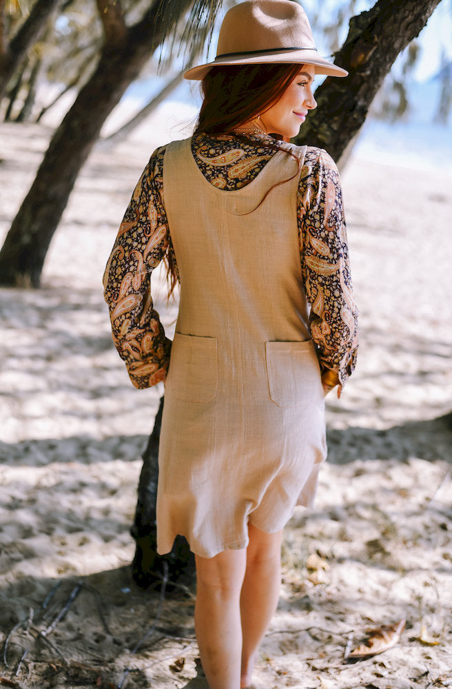 Gypsy Thread Pinafore Mid Short Cream