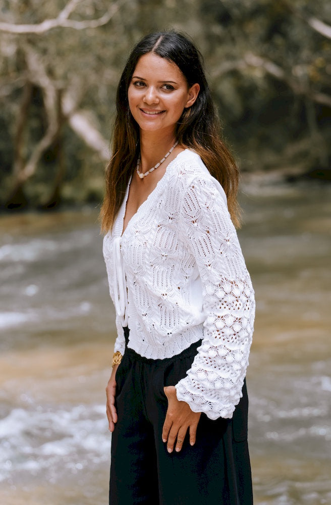 Isadora white cardigan close up crochet knit detail