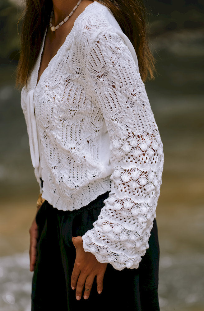 Isadora white cardigan close up crochet knit detail