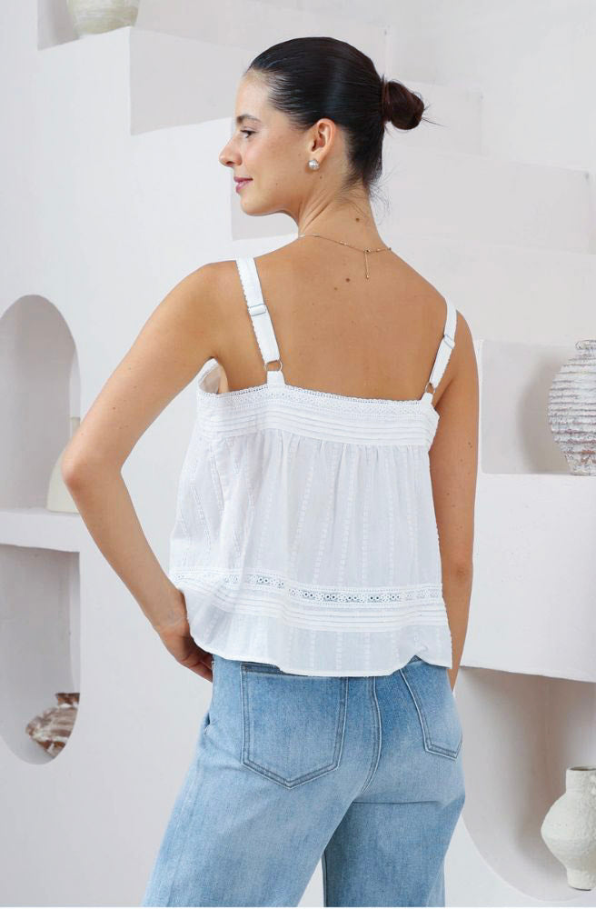 Women's Ivory Lace Cami in breathable cotton paired with light wash denim jeans