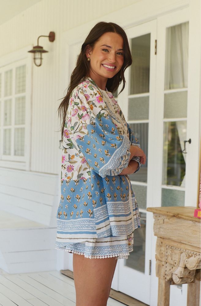 Jaase Pixie Petals Bee Blouse Side View