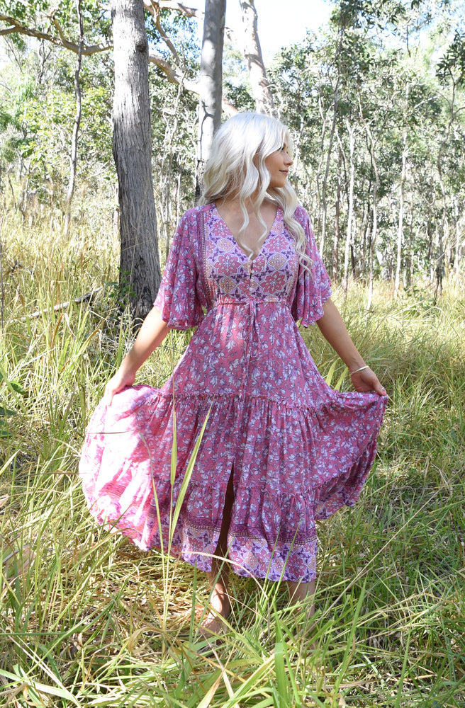 Women's Mumbi Pink Nicki Midi Dress with three-quarter sleeves, button-front detail and relaxed flared midi silhouette.