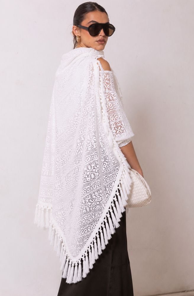 White Coastal Lace Tassle Shawl