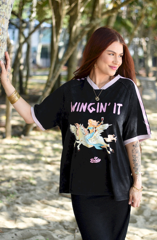 Wingin It Black Tee